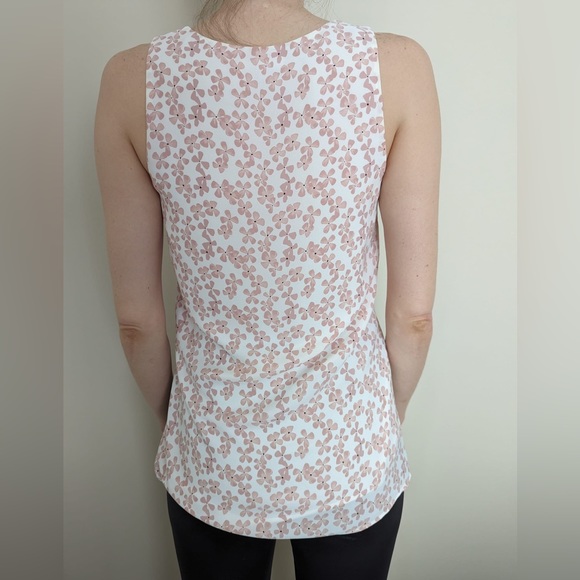 RW&Co Camber & Grace Floral Cami - Picture 2 of 4